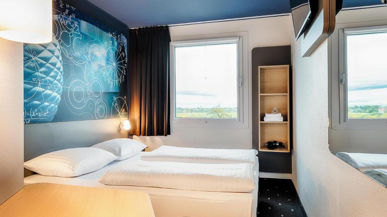 B&B Hotel Muenchen-Garching Garching bei München Esterno foto
