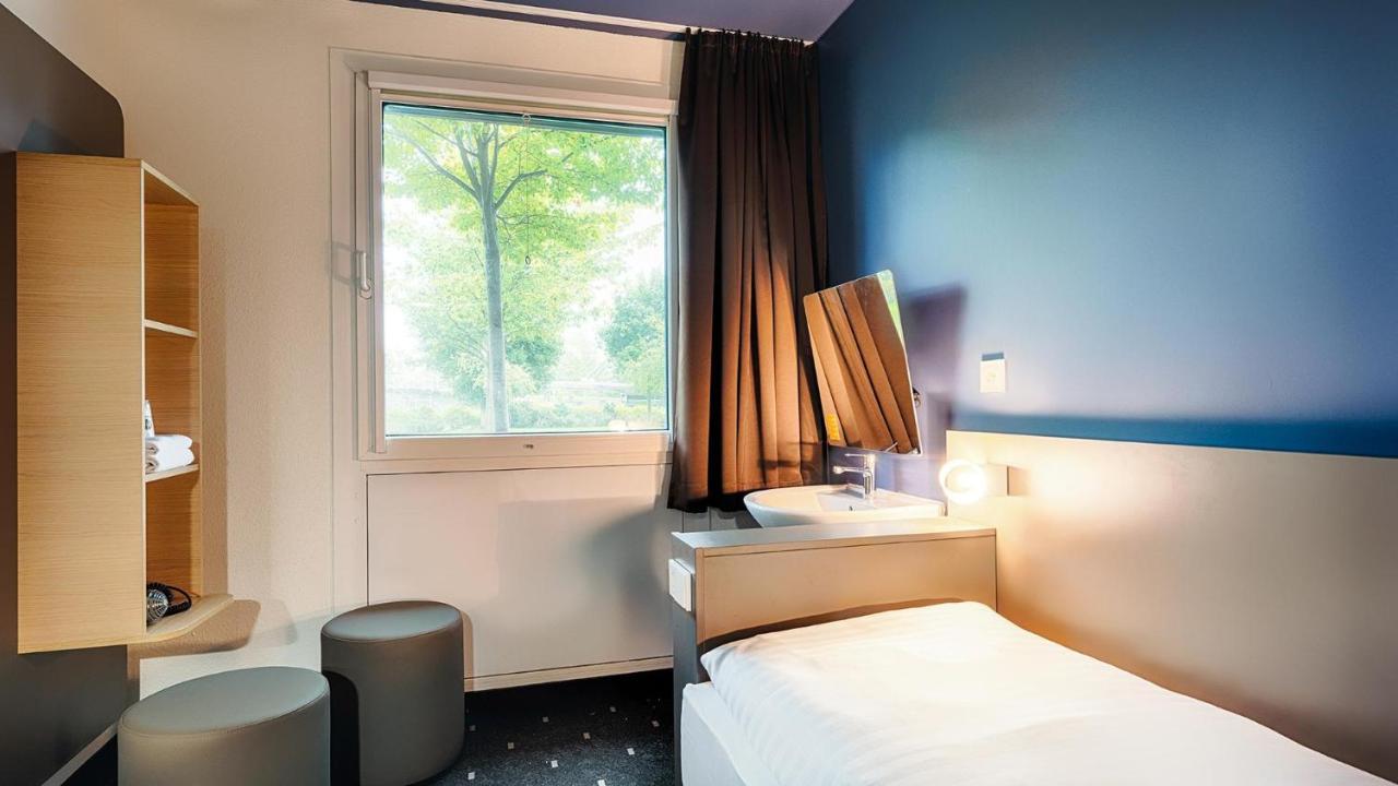 B&B Hotel Muenchen-Garching Garching bei München Esterno foto