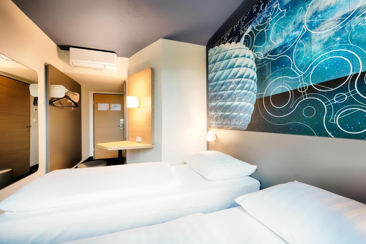 B&B Hotel Muenchen-Garching Garching bei München Esterno foto
