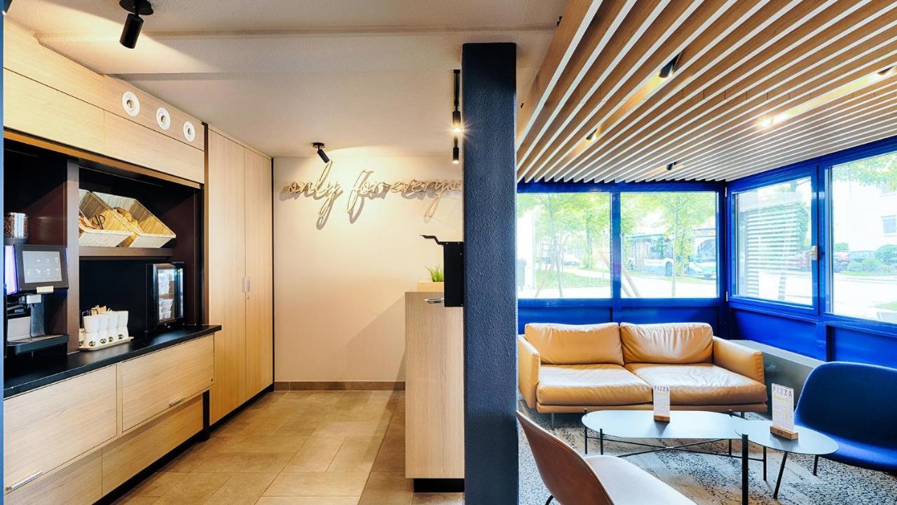 B&B Hotel Muenchen-Garching Garching bei München Esterno foto